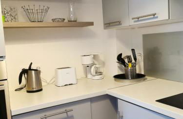 STUDIO 2 étoiles Rénové Proche des THERMES - Foto 7