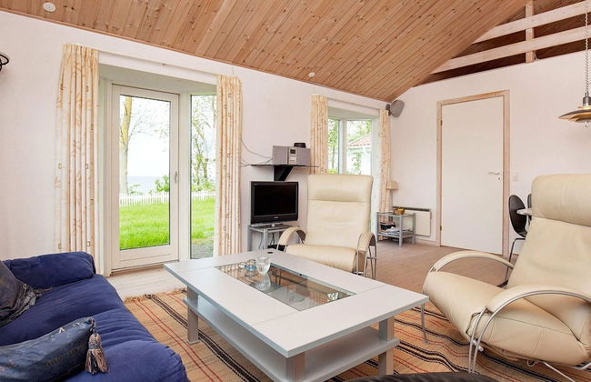 6 Person Holiday Home in Praesto - Foto 13