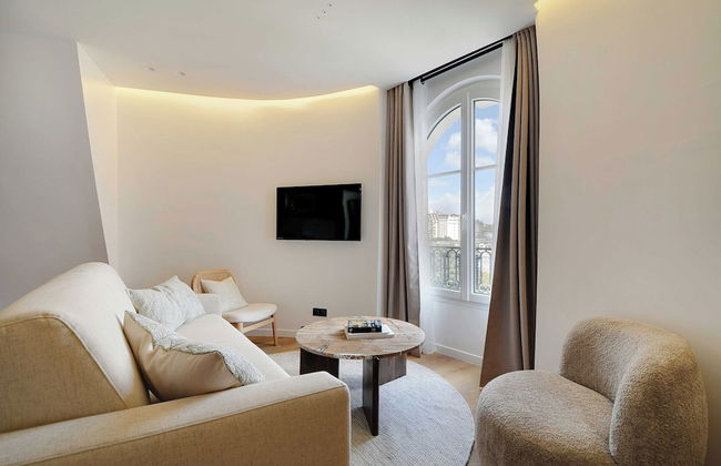 Modern Apt -1br/4p - View Eiffel Tower / Passy - Foto 1