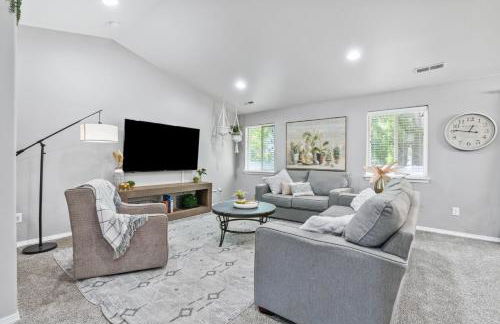 Stoddard Trailhead Central Nampa Home - Sleeps 10 - Foto 6