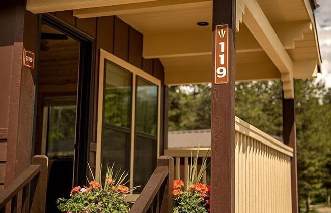 West Glacier Cabin Village - Photo 8