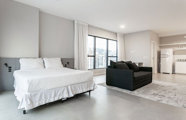 Studios Tower by Viva - Prédio com piscina e estacionamento no centro de Floripa - Foto 26