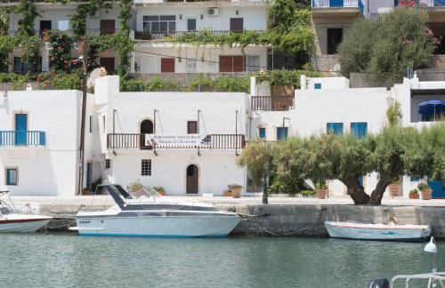 Τhe White Houses - Foto 1