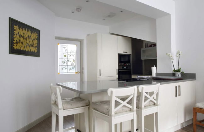 Quiet Ground Floor Mews Flat and Parking - Foto 16