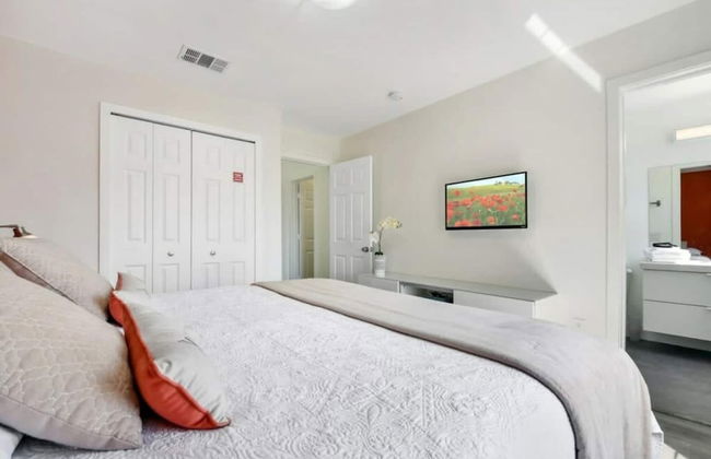 139 Stunning 3BD Home Inside Disney Area - Foto 25