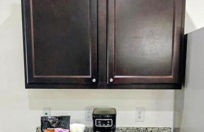 Tropical Desert Oasis Phoenix 5BR 3Bath with Outdoor Tiki Bar & BBQ - Photo 11