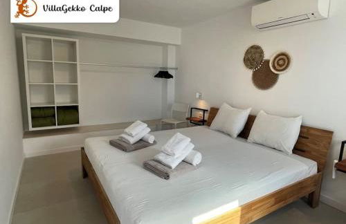 Off-grid Luxury Villa with Tikibar by the pool. - Photo 73