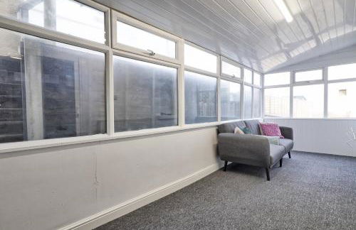 Beautiful Spacious four bedroom house with parking for 2 cars, 5 minute walk to southend station - Foto 35