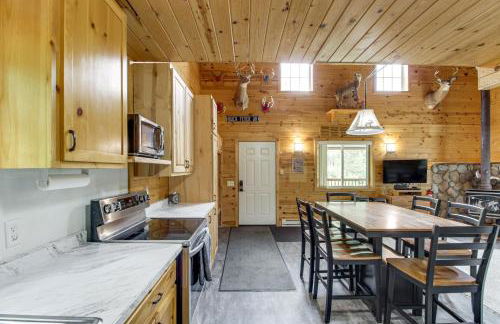 6 Mi to Spider Lake OHV Trails Cabin with Fire Pit - Foto 9