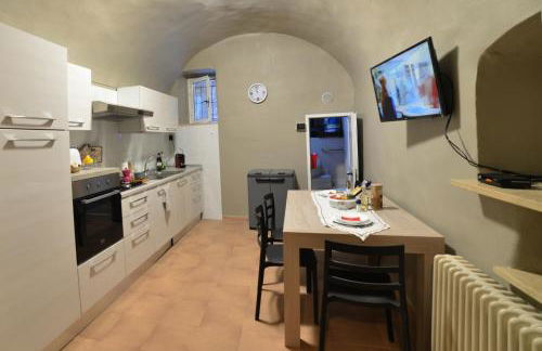 Nick House - Photo 17