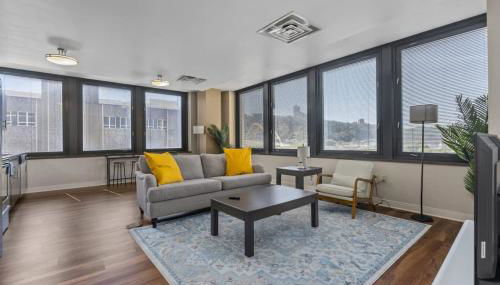 2BR Downtown Apartment with Gym & Deck - Foto 4