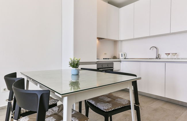 ROYAL GARDENS Apartments - Photo 54