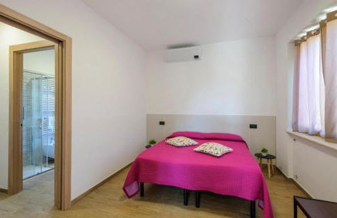 2 Bedroom Cozy Apartment In Moscufo - Foto 22