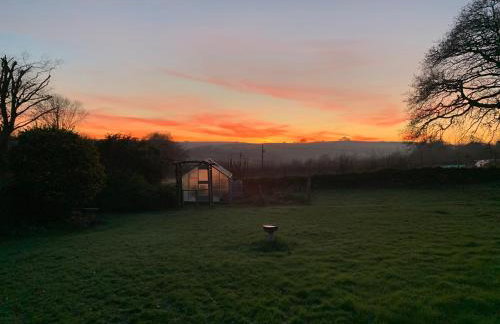 The Garden Room - A cosy country stay in Cornwall - Photo 24