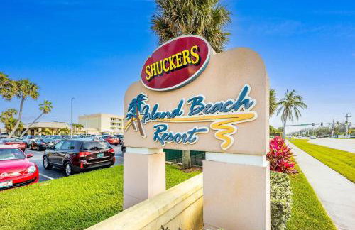 Hutchinson Island BeachFront Heated Pool Balcony Top Floor - Foto 35