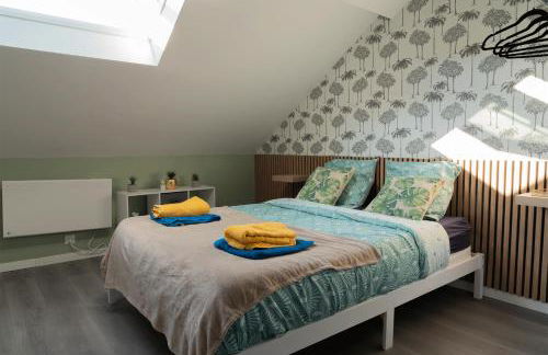 CitizenHouse Anzin - 4 Studios - 15 à 36m2 - Jardin - Terrasse - Accès autonome - WiFi - Netflix - Foto 33