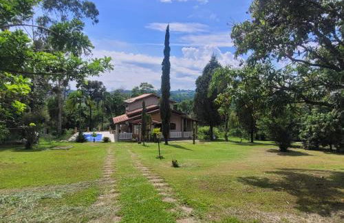 Casa de Campo ampla e confortavel em Araçoiaba da Serra com lareira, perfeita para o friozinho - Foto 44