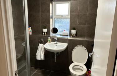 Stylish 1 Bedroom close to Tooting Bec Station - Photo 9