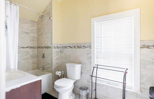 Spacious Two Bedroom Apartment - Foto 15