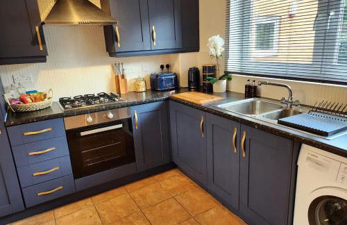 Modern Home2Home - Easy Centre Access & Free Parking - Foto 31