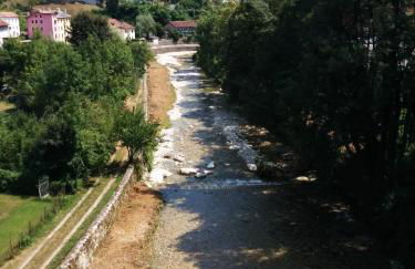 Casetta next to the Creek Dino Buzzati - Photo 71