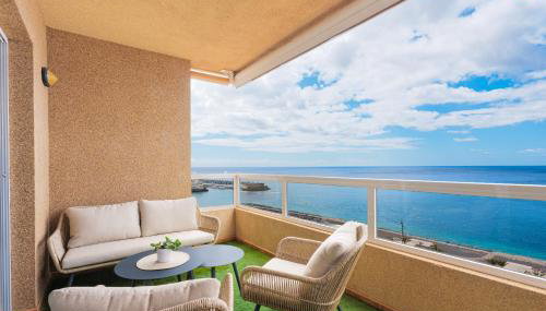 Frontline Beach Apt with Terrace - Foto 1
