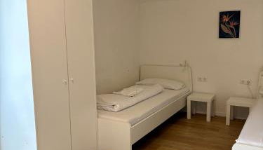 kleine und charmante Monteurs Unterkunft C - Foto 5, wardrobe