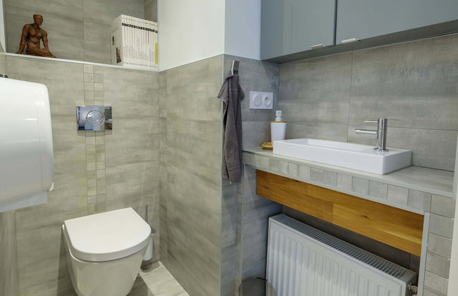 Peaceful Holiday Home in Plouguin With Indoor Pool - Foto 108