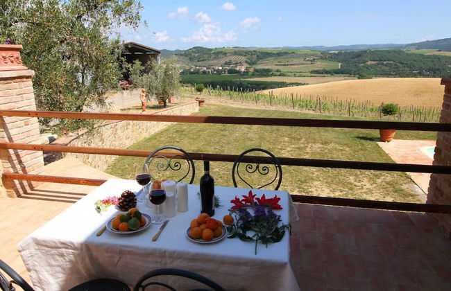 Charming Tuscan Farmhouse - Foto 28
