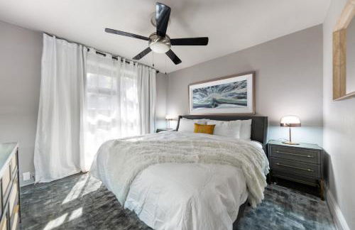 Spacious Dallas 2BR Condo Pool View - Foto 11