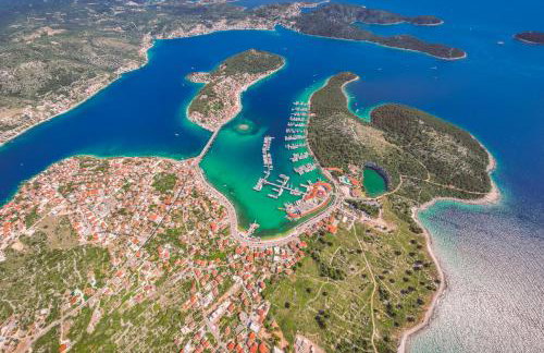 Apartments Mikulić - Photo 10