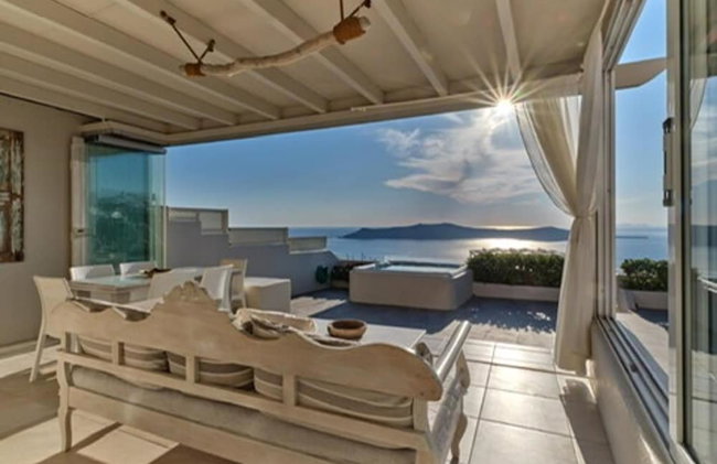Sunset View Villa Santorini - with Outdoor Jacuzzi - Photo 37