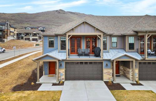 BRAND NEW Scenic Luxury Mountain Retreat - Foto 54