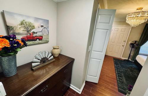 Gorgeous Condo across from Vet School - Foto 7