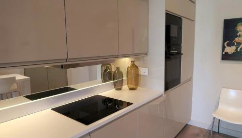 1 bedroom modern en-suite apartment Nine Elms - Foto 4