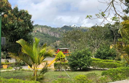 Flat no Condomínio Paraíso Serra Negra - A 200m da Bodega de Véio - Foto 16