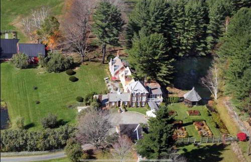 Luxurious Reading Farms Estate sleeps 46 - Photo 32