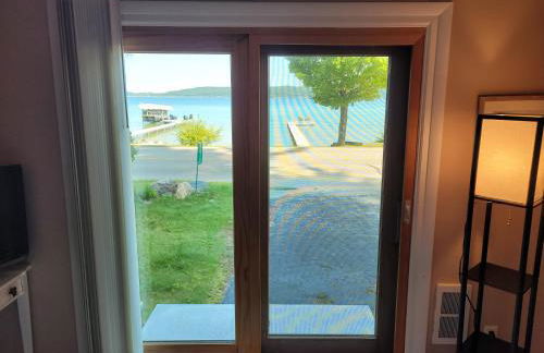 Trader Scott's - Lakefront and Gorgeous! - Foto 41