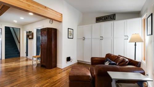 Historic Officer's Farmhouse at OLF - Foto 3