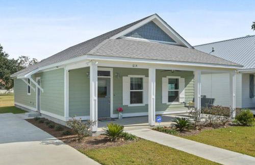 *Chic Beach Cottage Retreat* near Beach/downtown - Foto 32