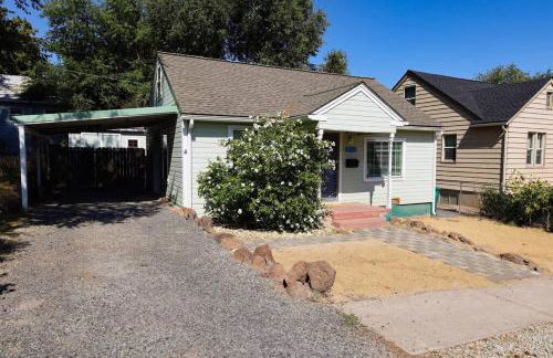 Modern Home In Heart Of Downtown Klamath Falls - Foto 7