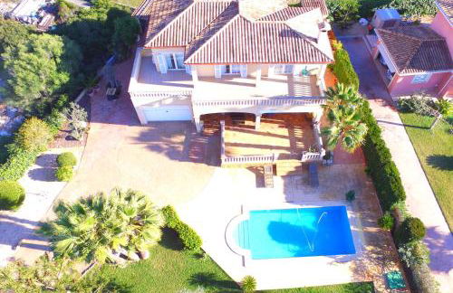 Villa Cunill - Foto 1