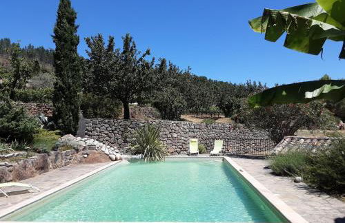 Charming Stone House With Shared Pool, Chambonas - Foto 14