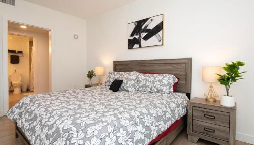 Chic 3-bed Apt with Pool & Hot Tub in Heart of DTLA - Foto 4