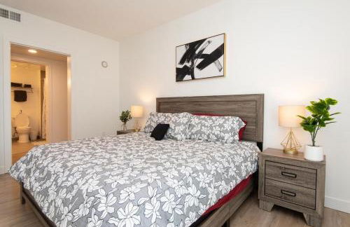 Chic 3-bed Apt with Pool & Hot Tub in Heart of DTLA - Foto 4