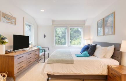 Walk to Beach Relax in Hot Tub Dine on the Deck LoLis Place by AvantStay - Foto 76