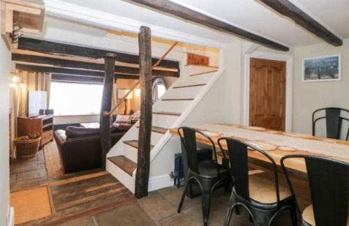 Character 3 Bed Cottage, Close to Waters edge, Parking - Foto 17