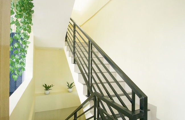 RedDoorz @ RS Adam Malik Medan - Photo 14