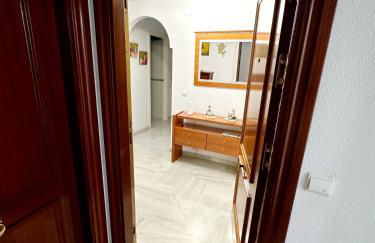 Málaga Oeste Parking-Wifi-Piscina - Foto 3