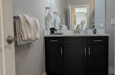 Spacious Condo Downtown Traverse City - Foto 9